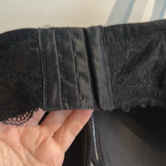 🆕 Black 5-Way Multi-Way Bra- Strapless w/ Invisible straps- Full Support! NEW!! - Picture 4 of 9